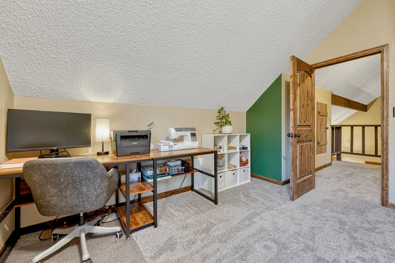 11125 Black Forest Road
