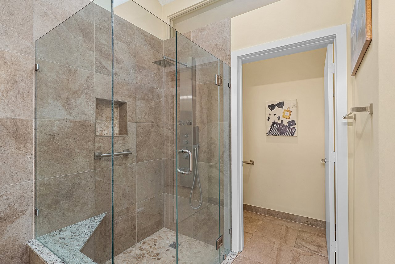 5068 Via De Amalfi Drive