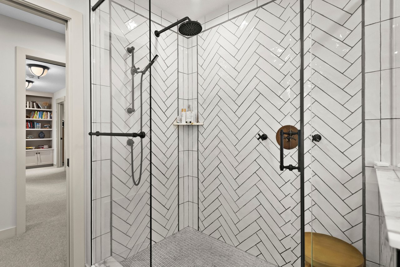 35 Tusslewood Drive NW