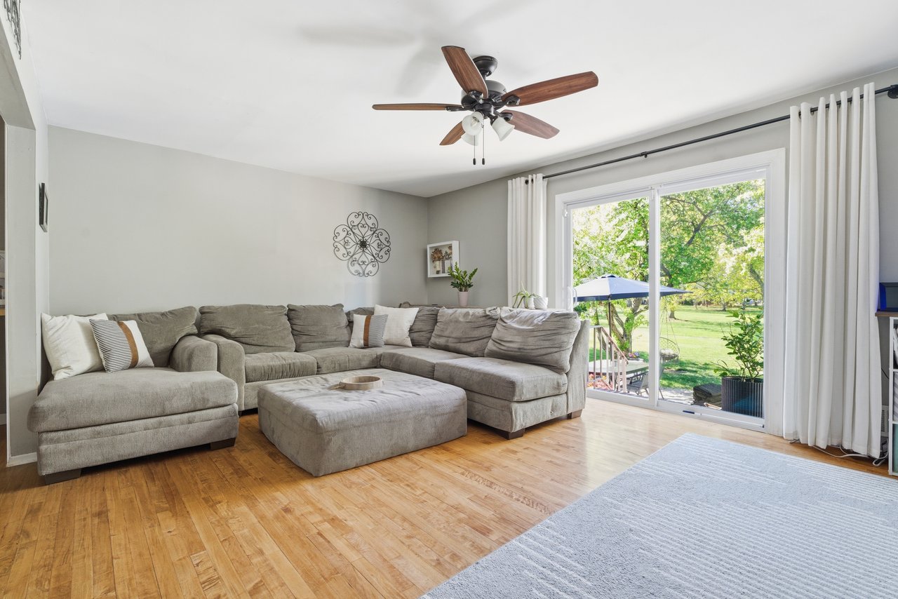 2401 Tudor Court