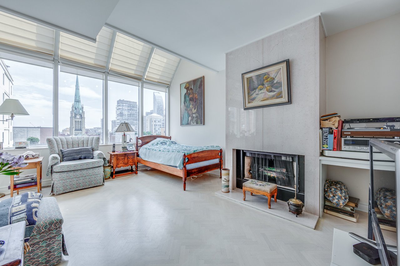 The South Penthouse at Lombard Court