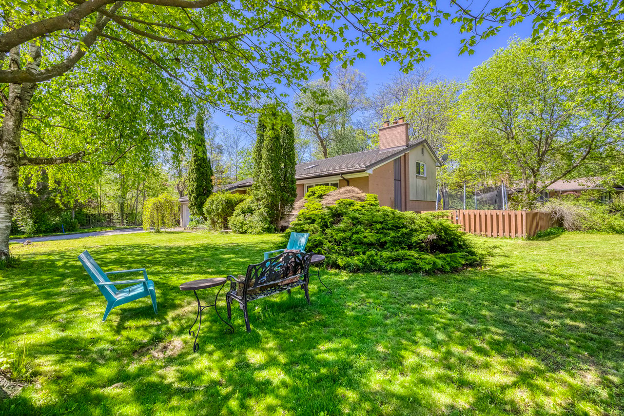 220 Woodhaven Park Dr, Oakville