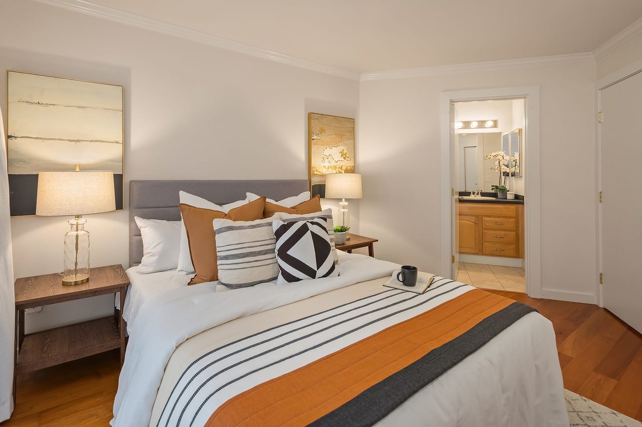 Turn-Key Beacon Hill Condo