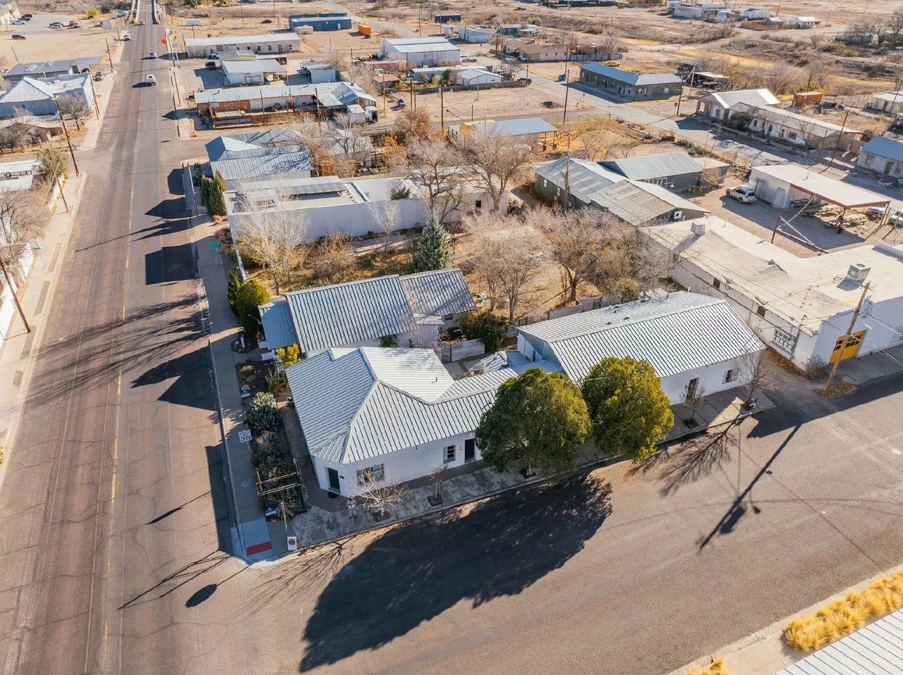 200 E San Antonio St