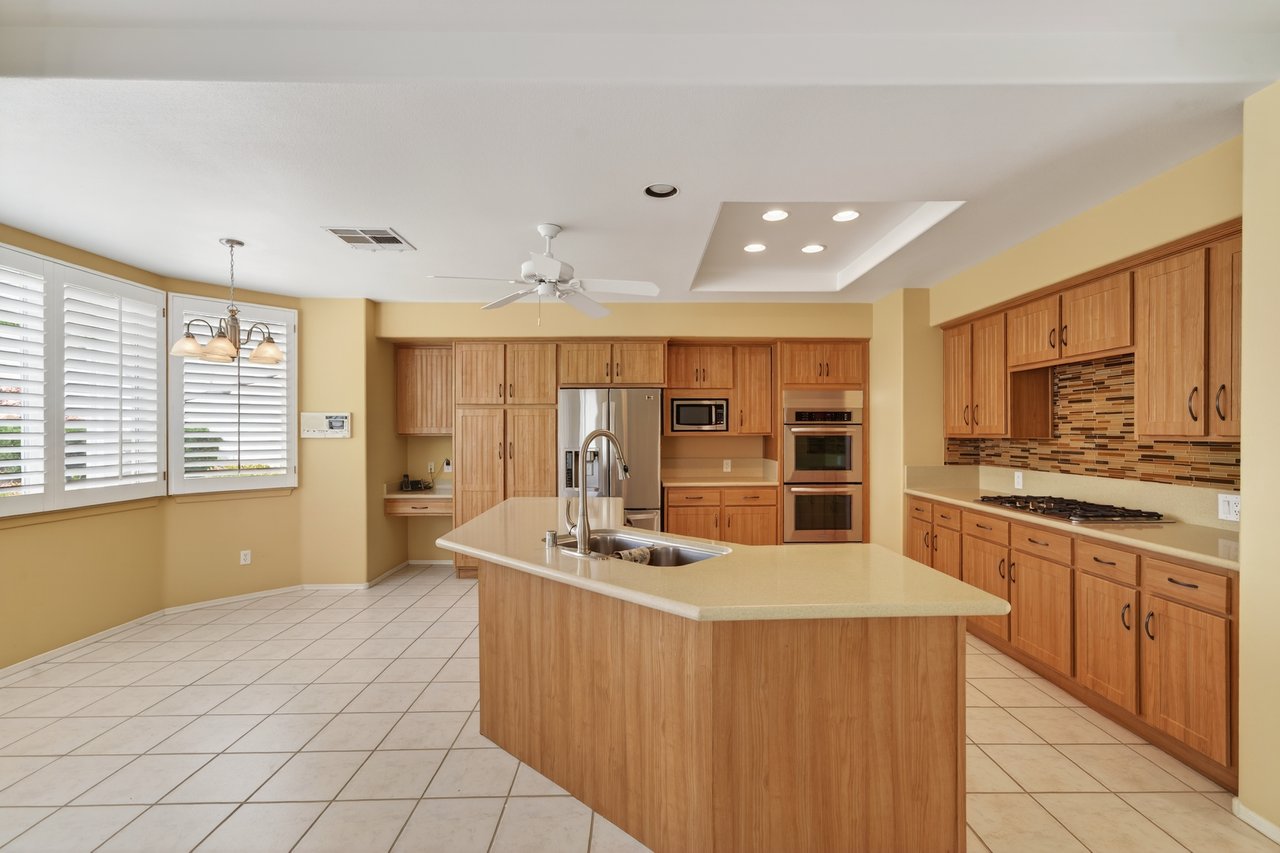 9437 Churchill Downs Dr