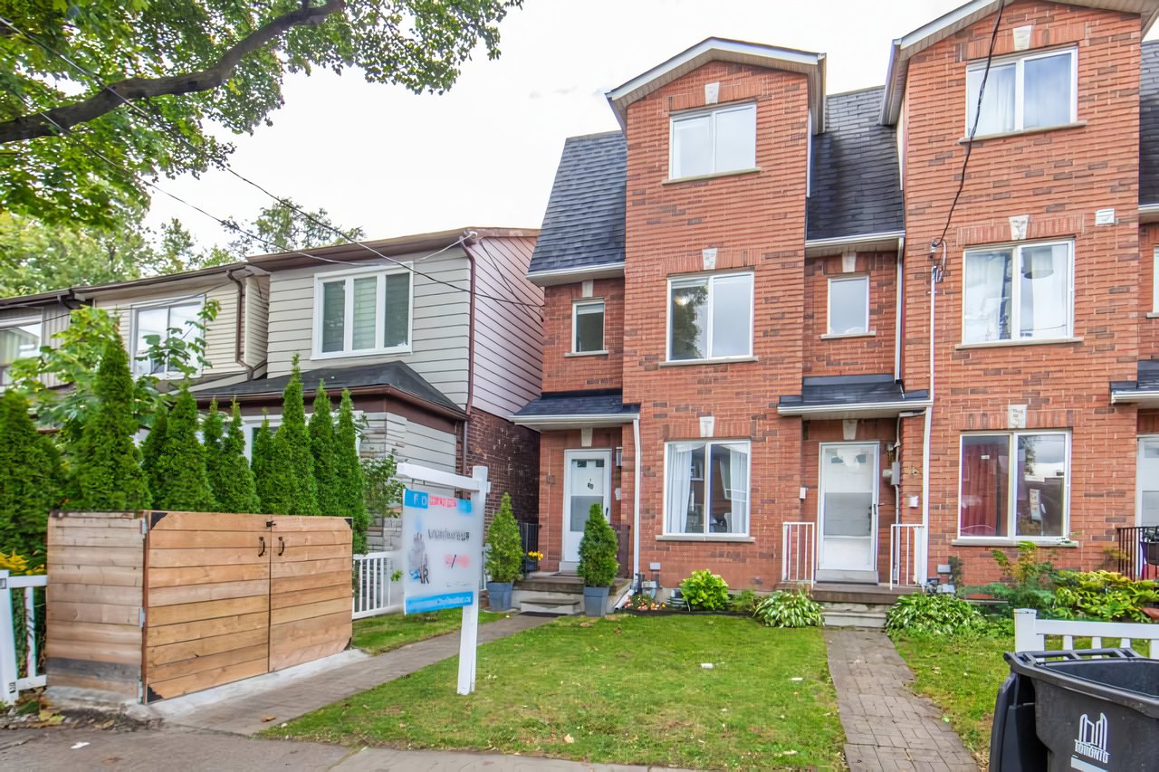 42 Kelvin Ave