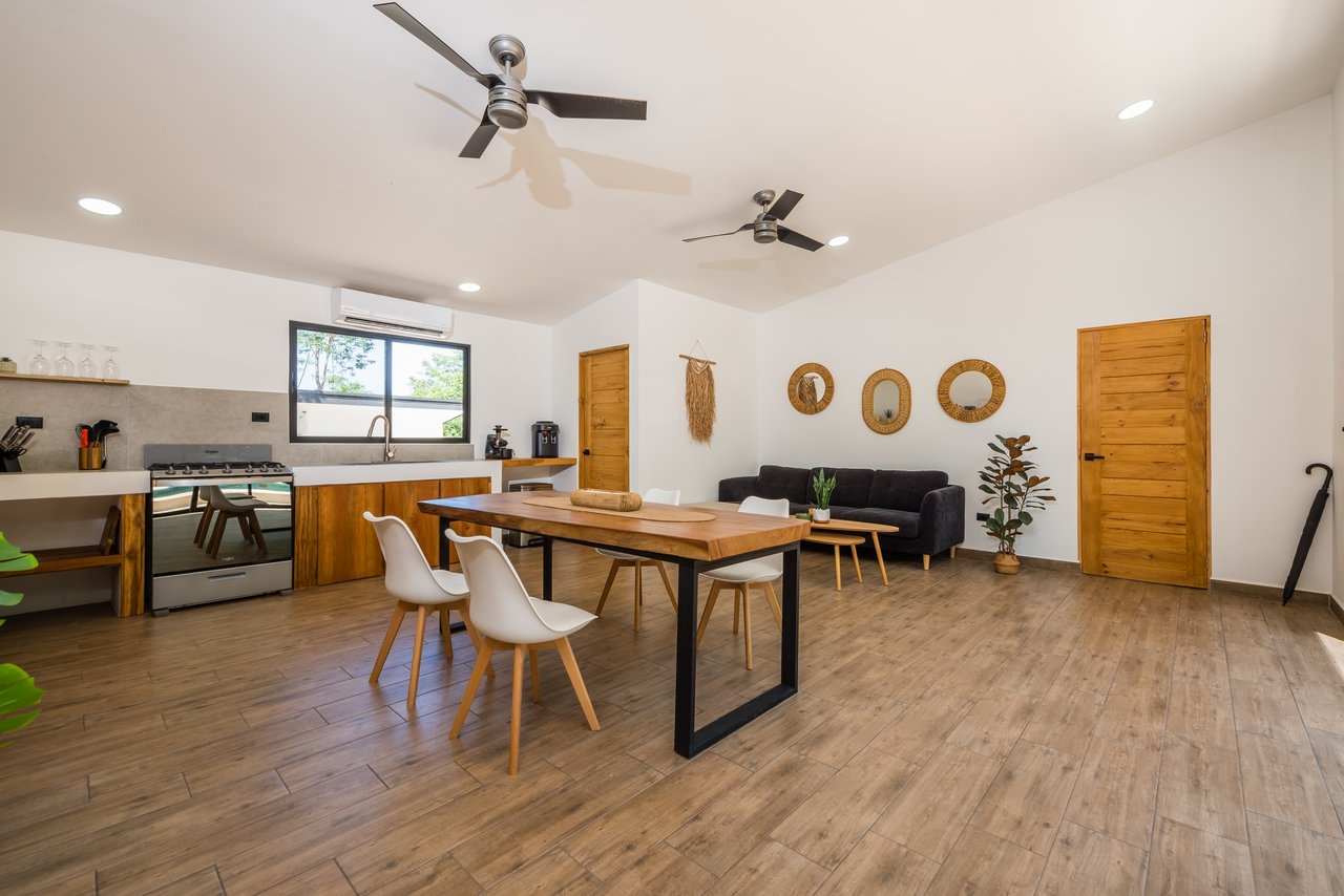 V-Caro Ju | Furnished Villa with Pool, Guest Cottage, and 4,603 m² Expansion Lot Just 15 Minutes from Tamarindo