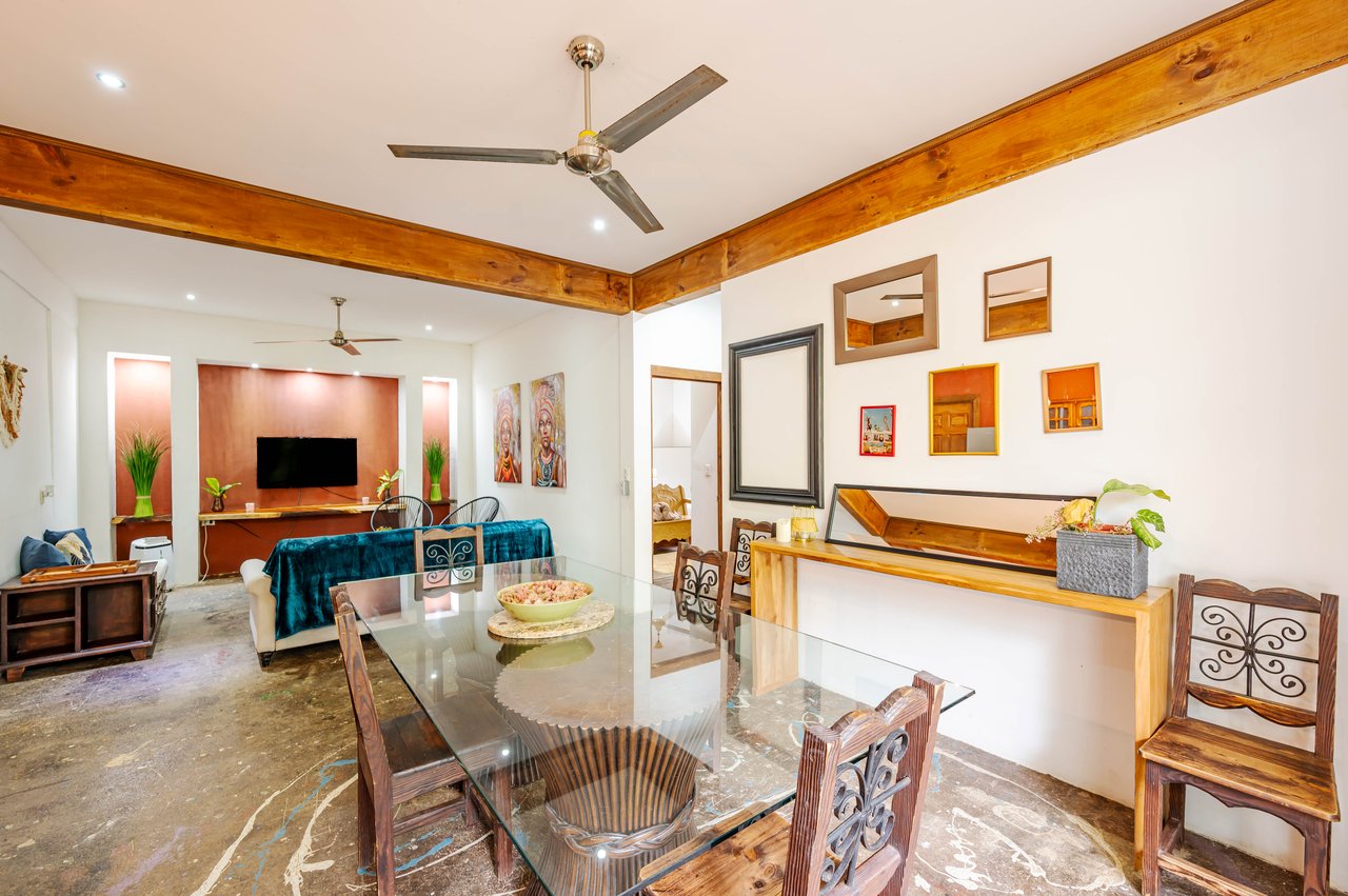 Cornett Retreat | Multi-Unit Colonial Compound 10 Mins to Playa Grande