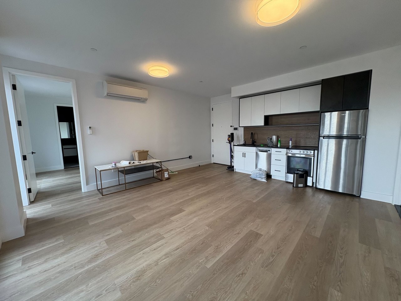 139 Frost St 4D