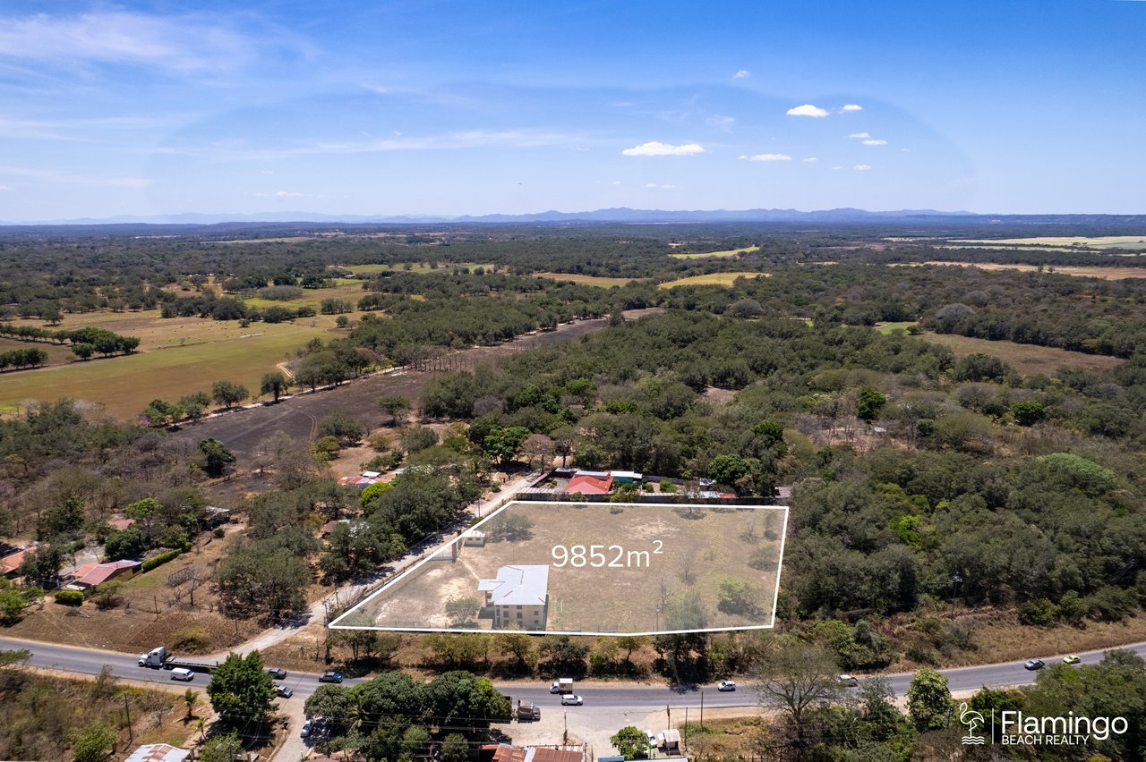 Prime Commercial Opportunity 5 minutes from Liberia