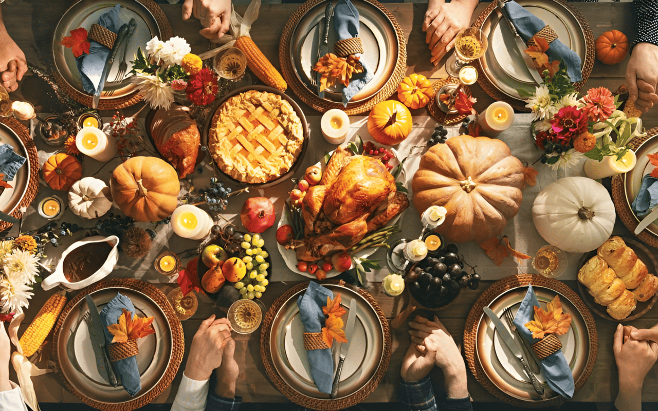 Dining Room Thanksgiving Decorations 2023