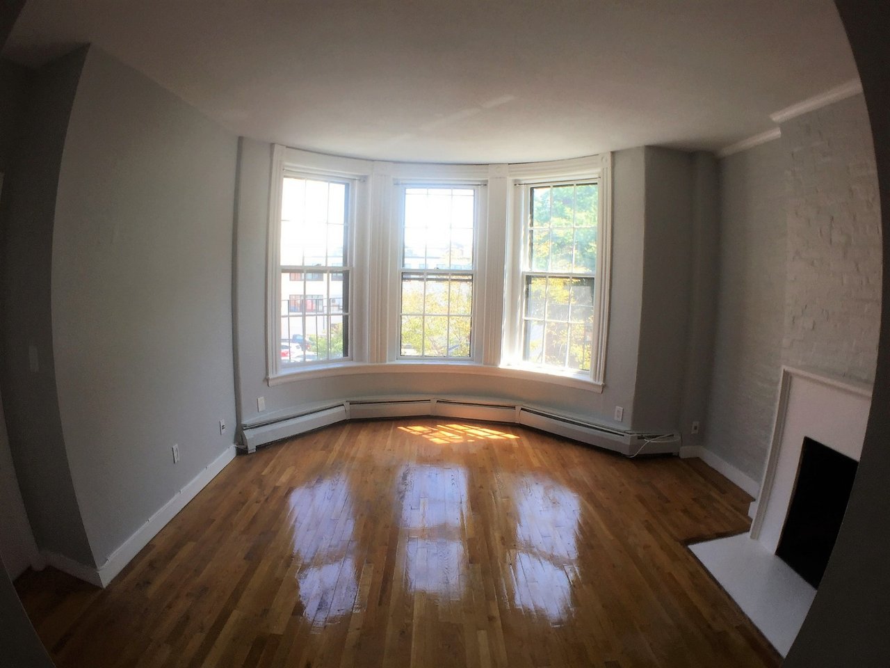 25 Saint Stephen St #2 ( Fenway) 1 Bed / 1 Bath 
