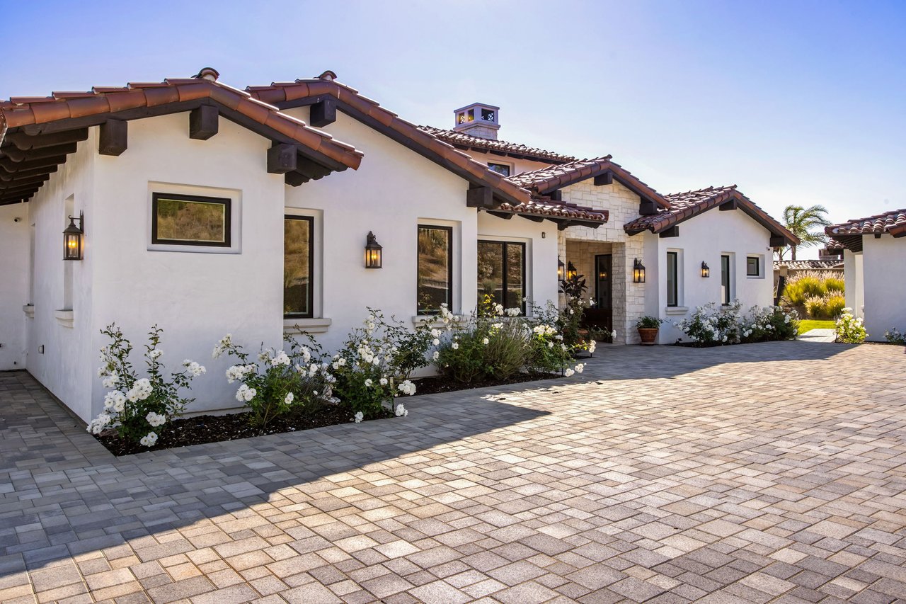 31324 Lake Vista Circle
