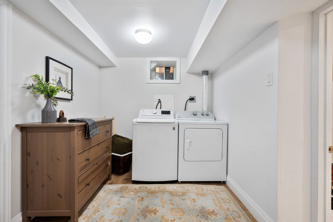 27 Bracken Ave