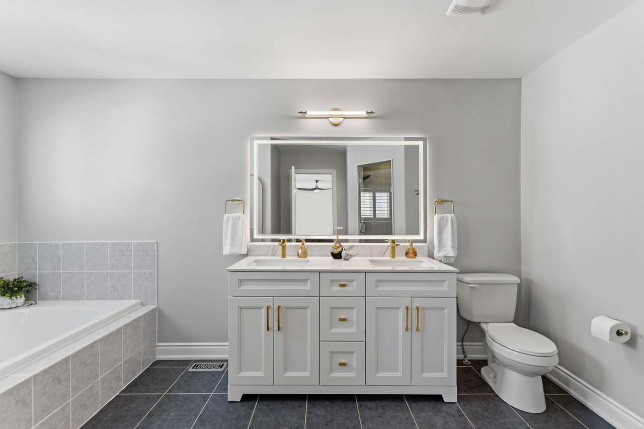 2998 Annalysse Drive, Orillia