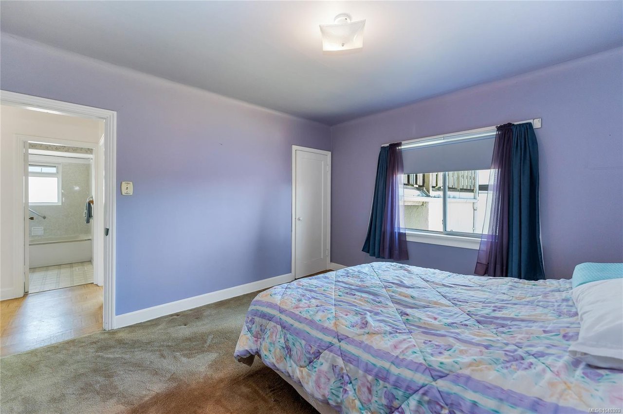 201 Burnside Rd