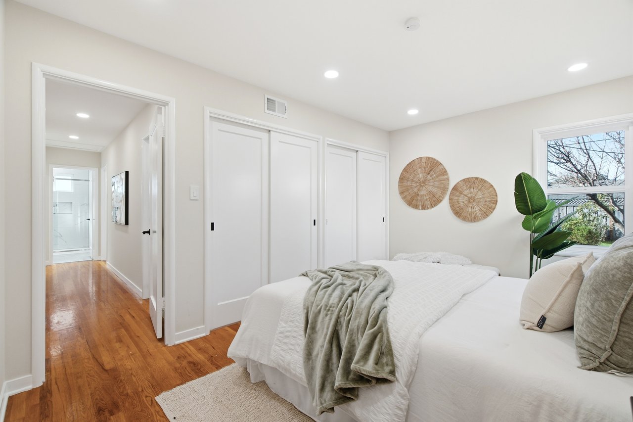 946 Los Padres Boulevard