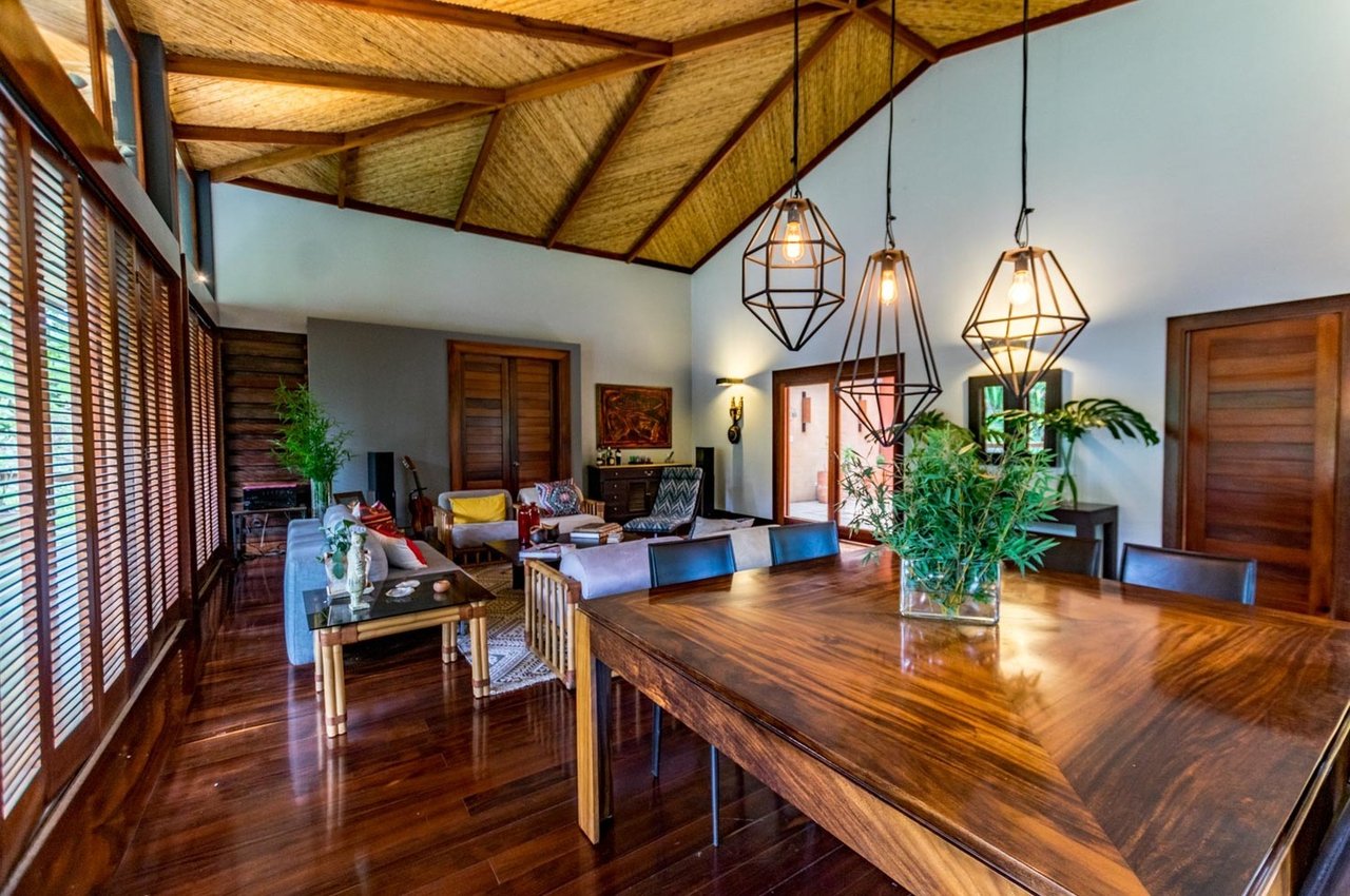 Tropical Gem In Villa Real