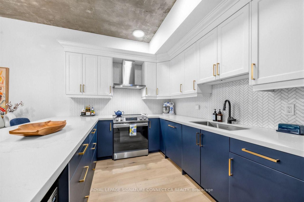 PENTHOUSE AT 66 PORTLAND ST 