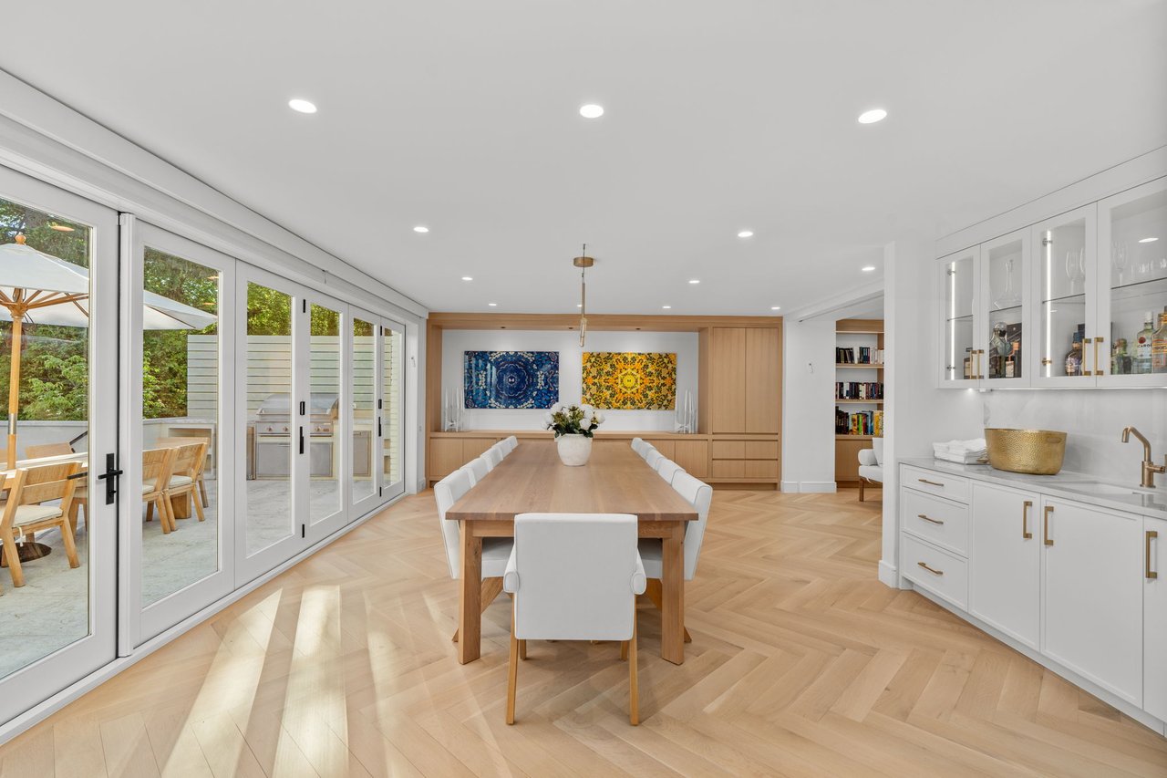 306 Hutchinson Road