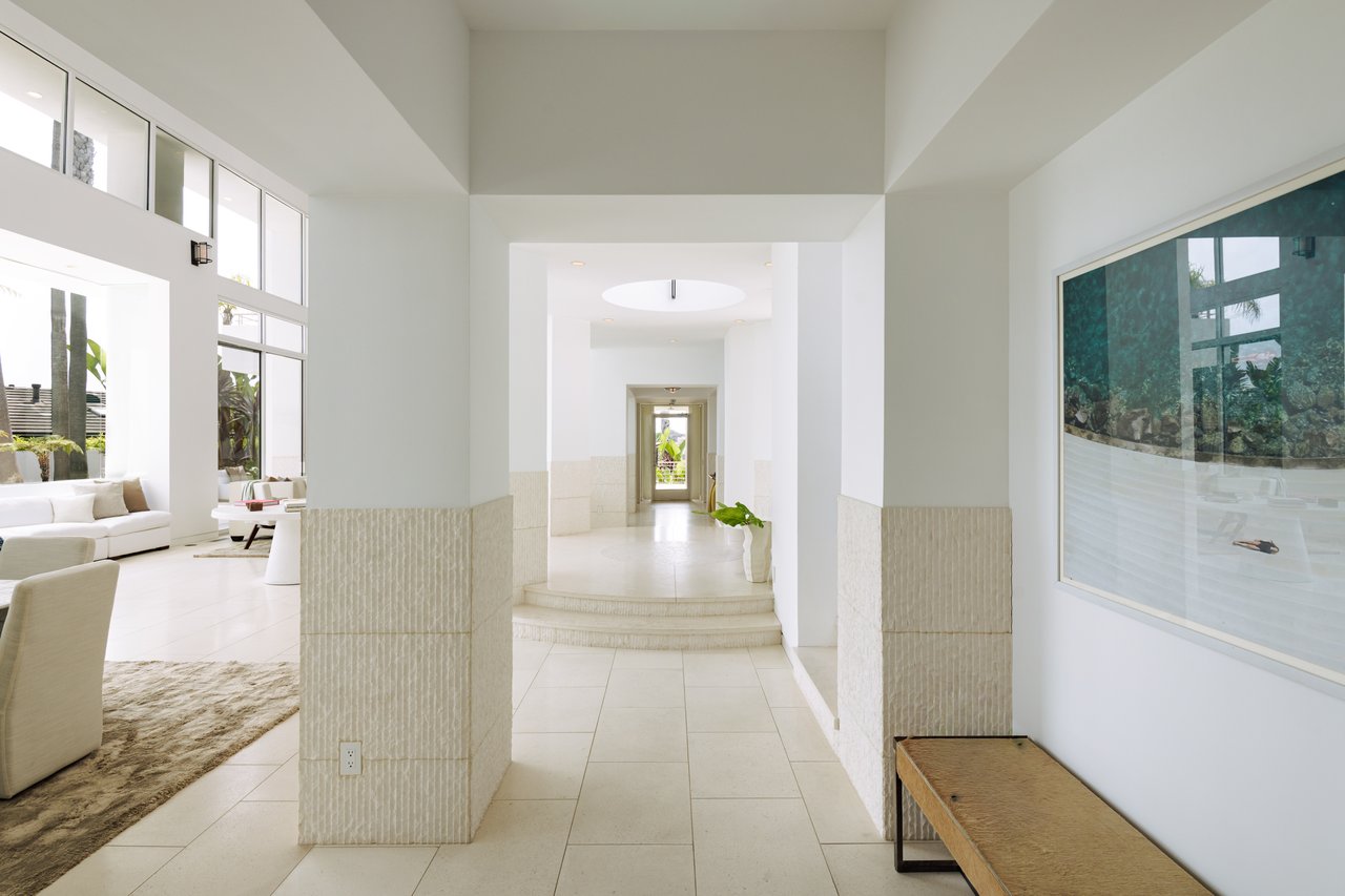 140 Irvine Cove Cir
