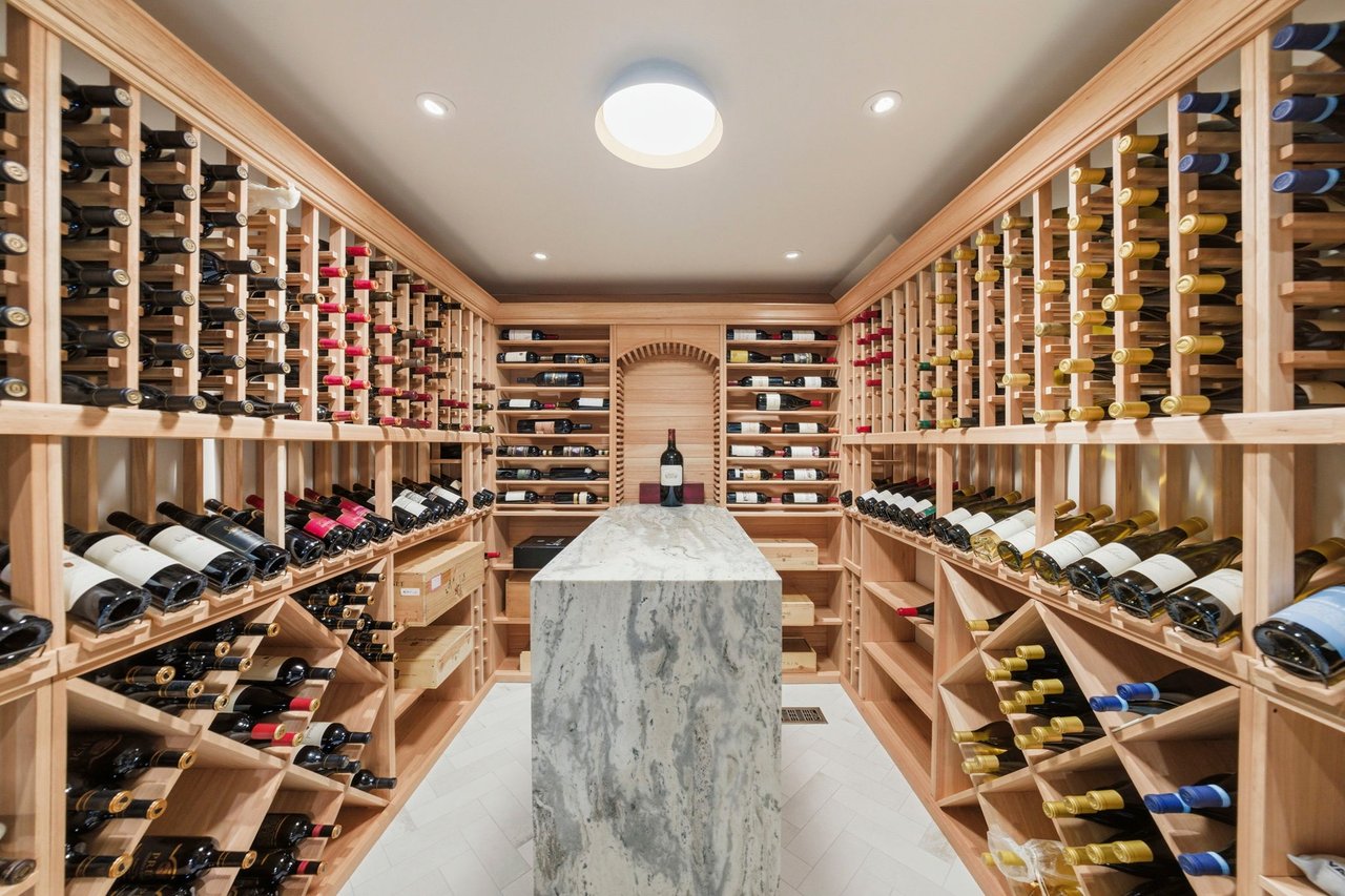 46 Park Street, Tenafly, New Jersey 07670