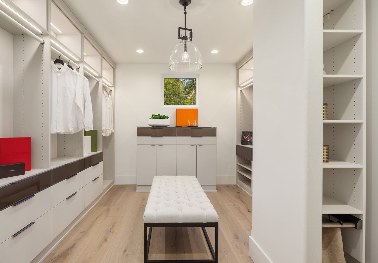 9228 112th Avenue NE