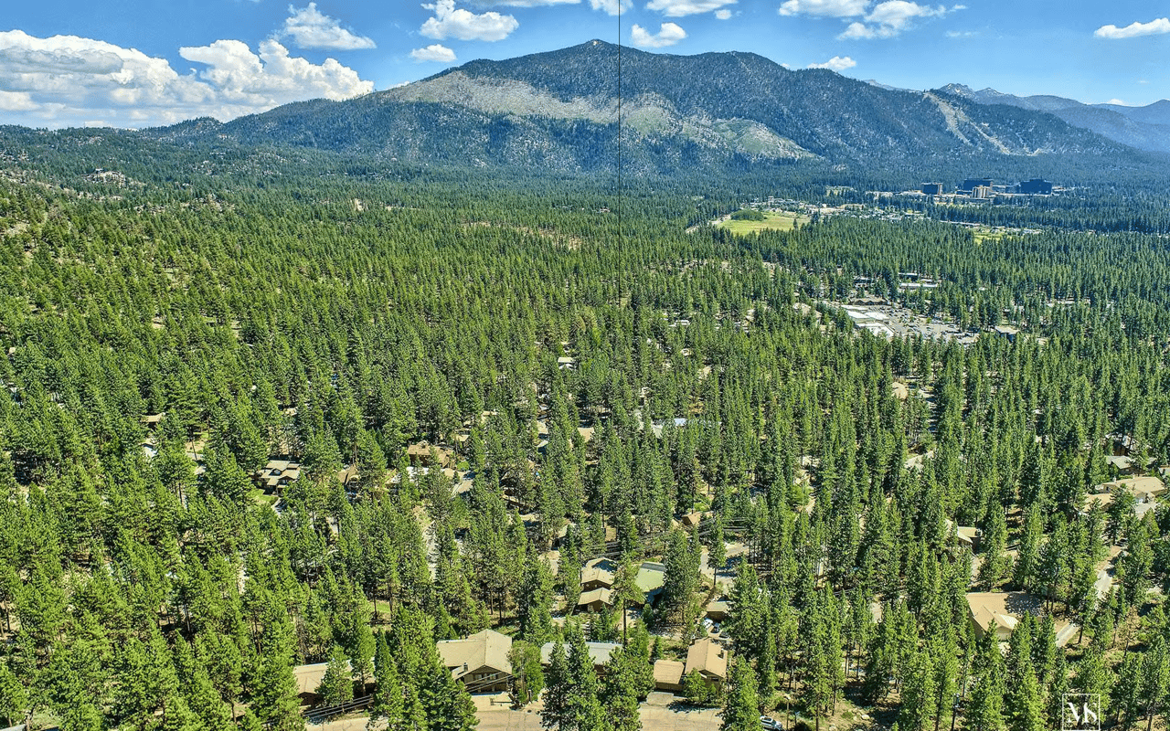 Round Hill