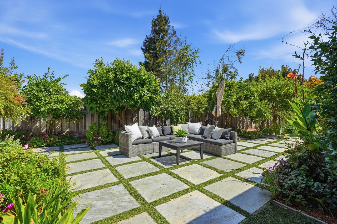 387 Vasquez AVE