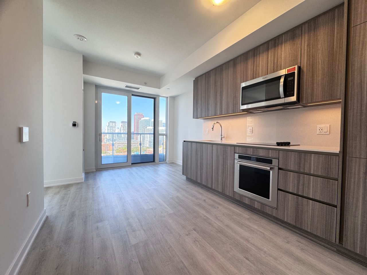 15 Richardson Street Unit: 1504
