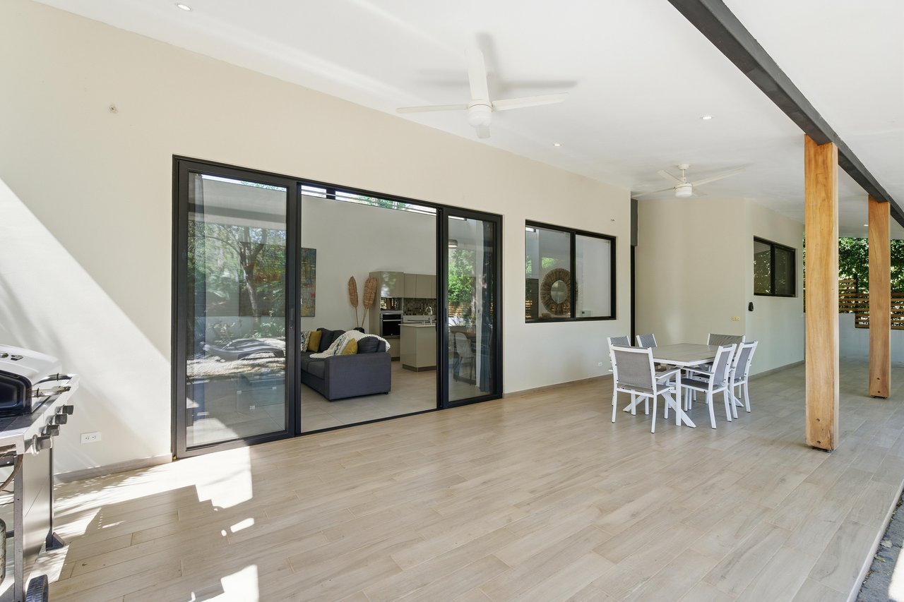 Casa Oasis | Modern Tropical Living Minutes from Tamarindo