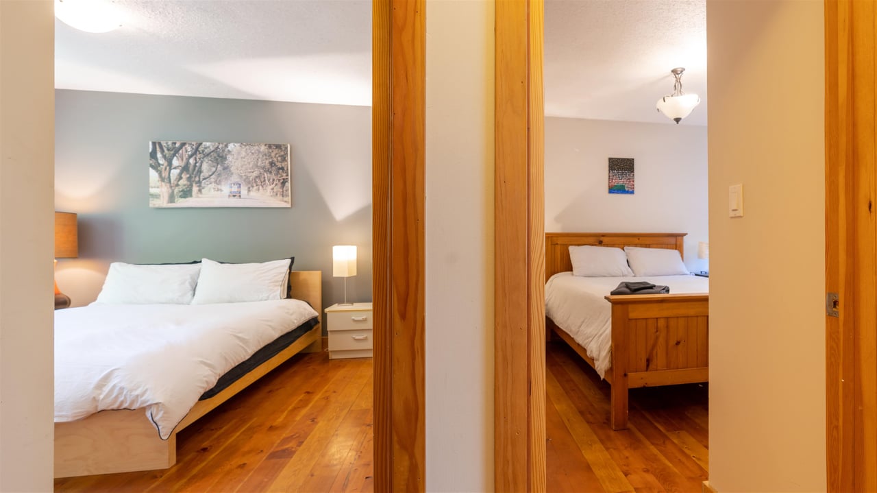 1124 Plateau Cres