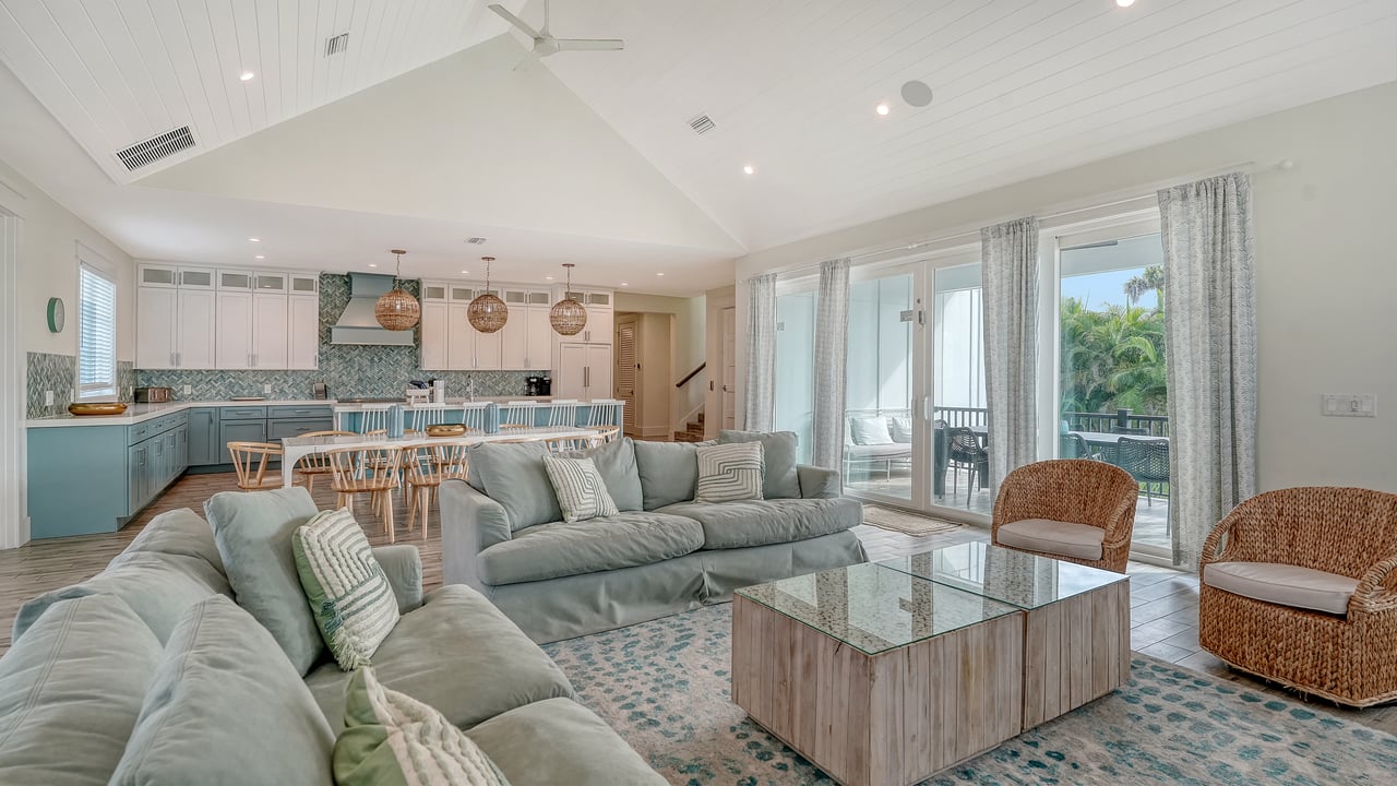 2175 Avenue A, Bradenton Beach, Florida