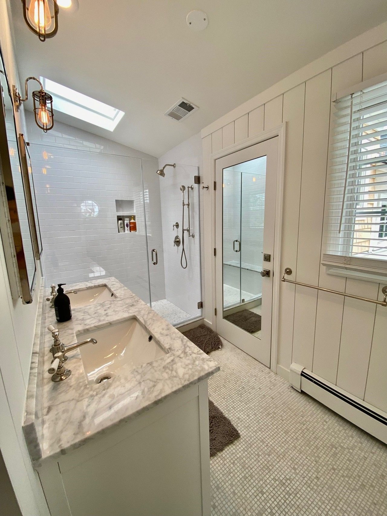 #26 Spacious Shore Colonial