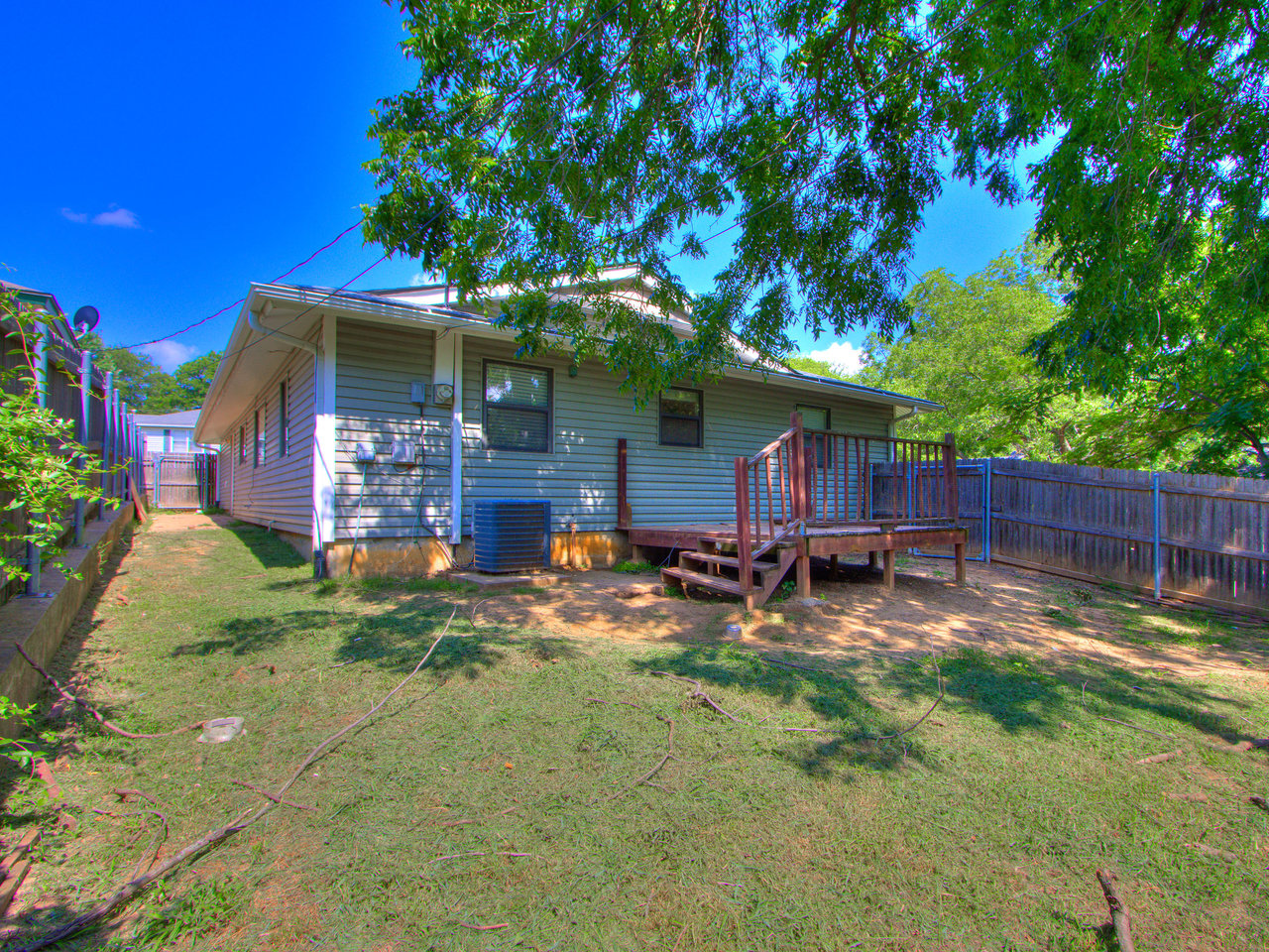 1811 Rickey Rd