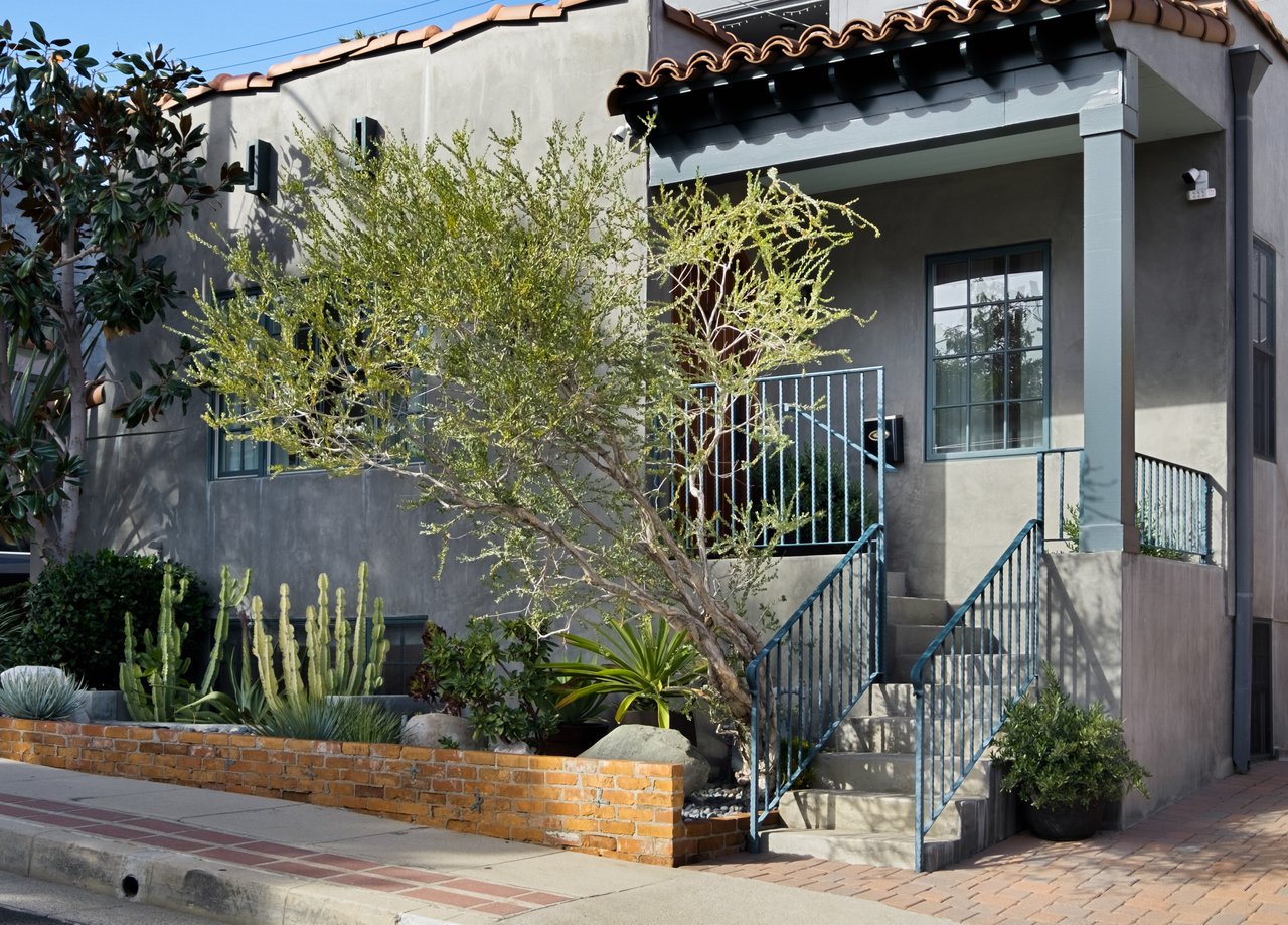 8835 Betty Way, West Hollywood