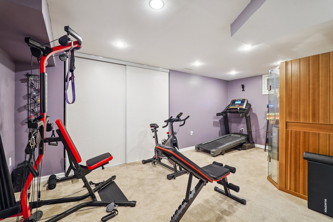 A Lifestyle Retreat in Prestigious Tyandaga Woods