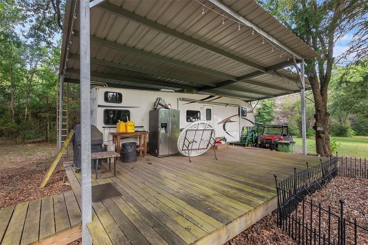 469 County Road 272