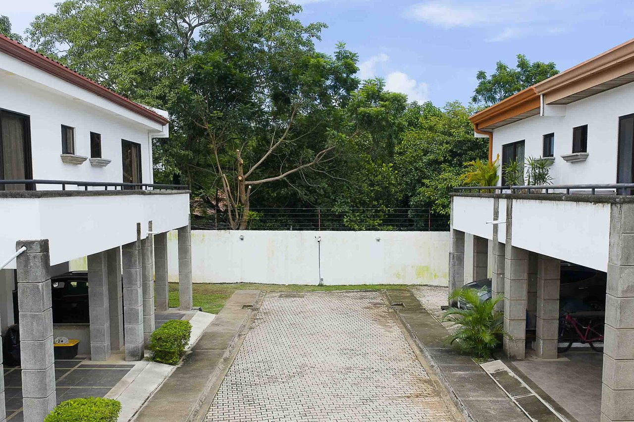 El Sandal #9 | 3 Bedroom Townhome, 10 Mins to the Beach - Seller Financing Available!