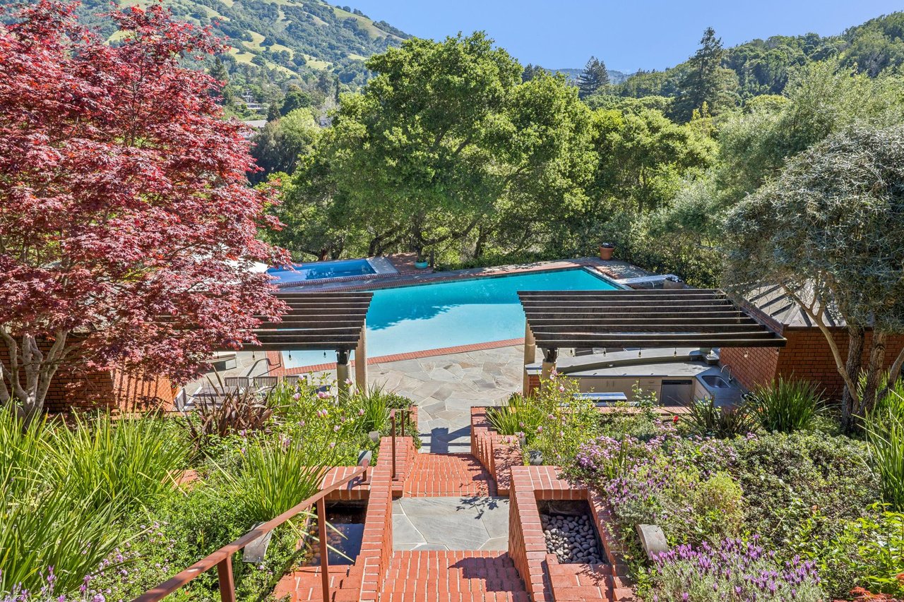 10 Maoli Drive, San Rafael