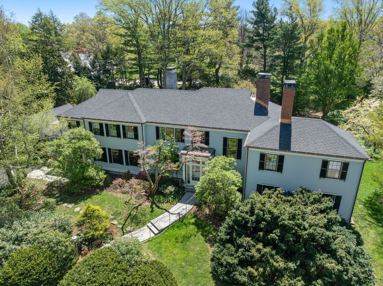 Renovated Georgian Colonial 