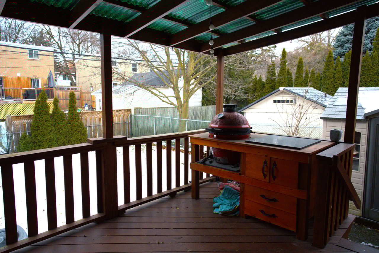 Baby Point Basement 1 Bedroom Unit 