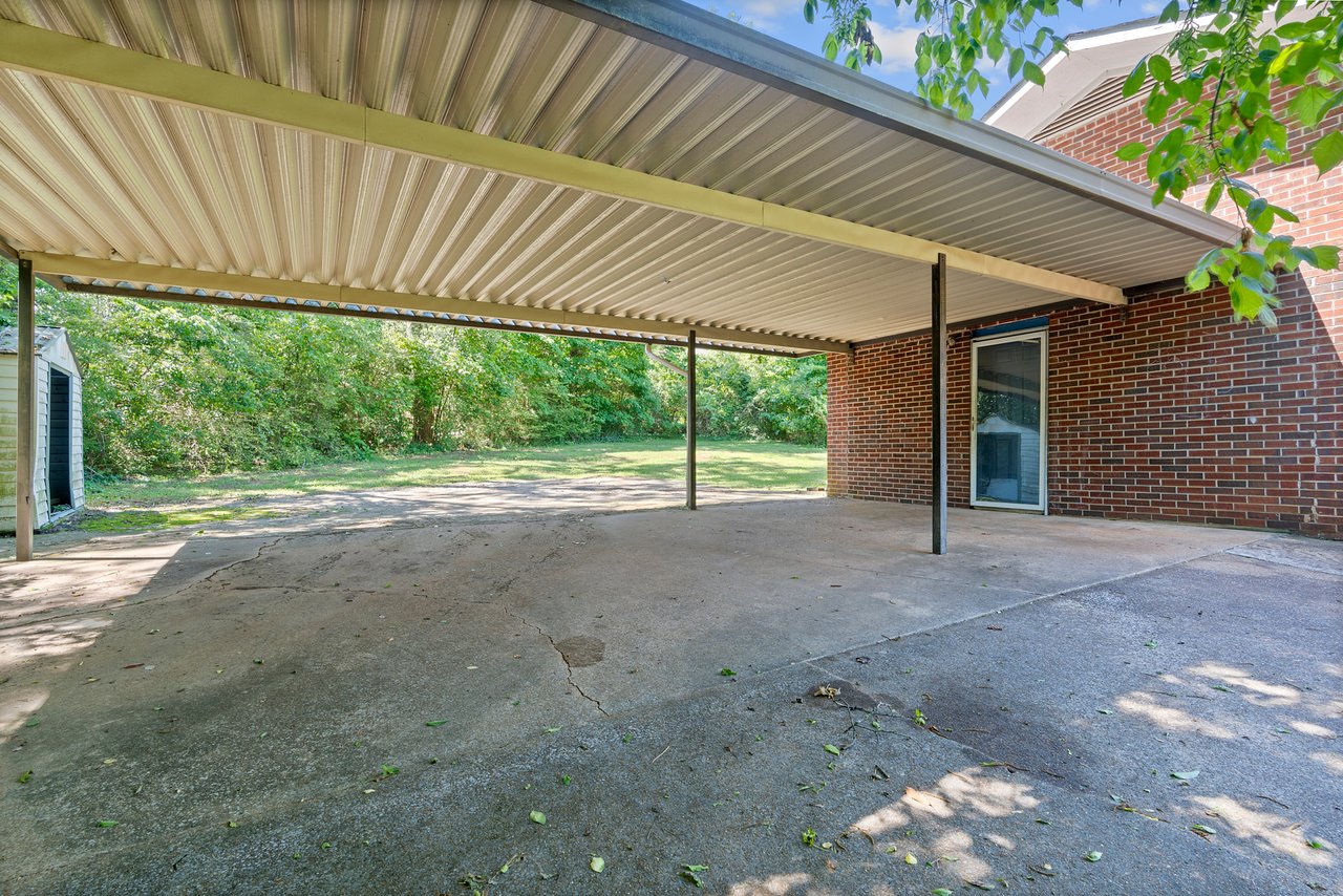 4 Bedrooms!! MADISON CITY SCHOOLS!!!