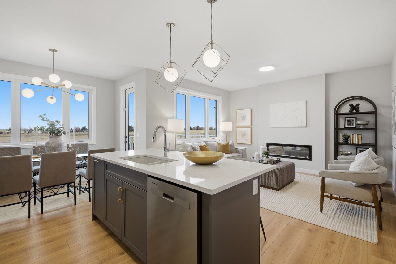 151 Belvedere Crescent SE