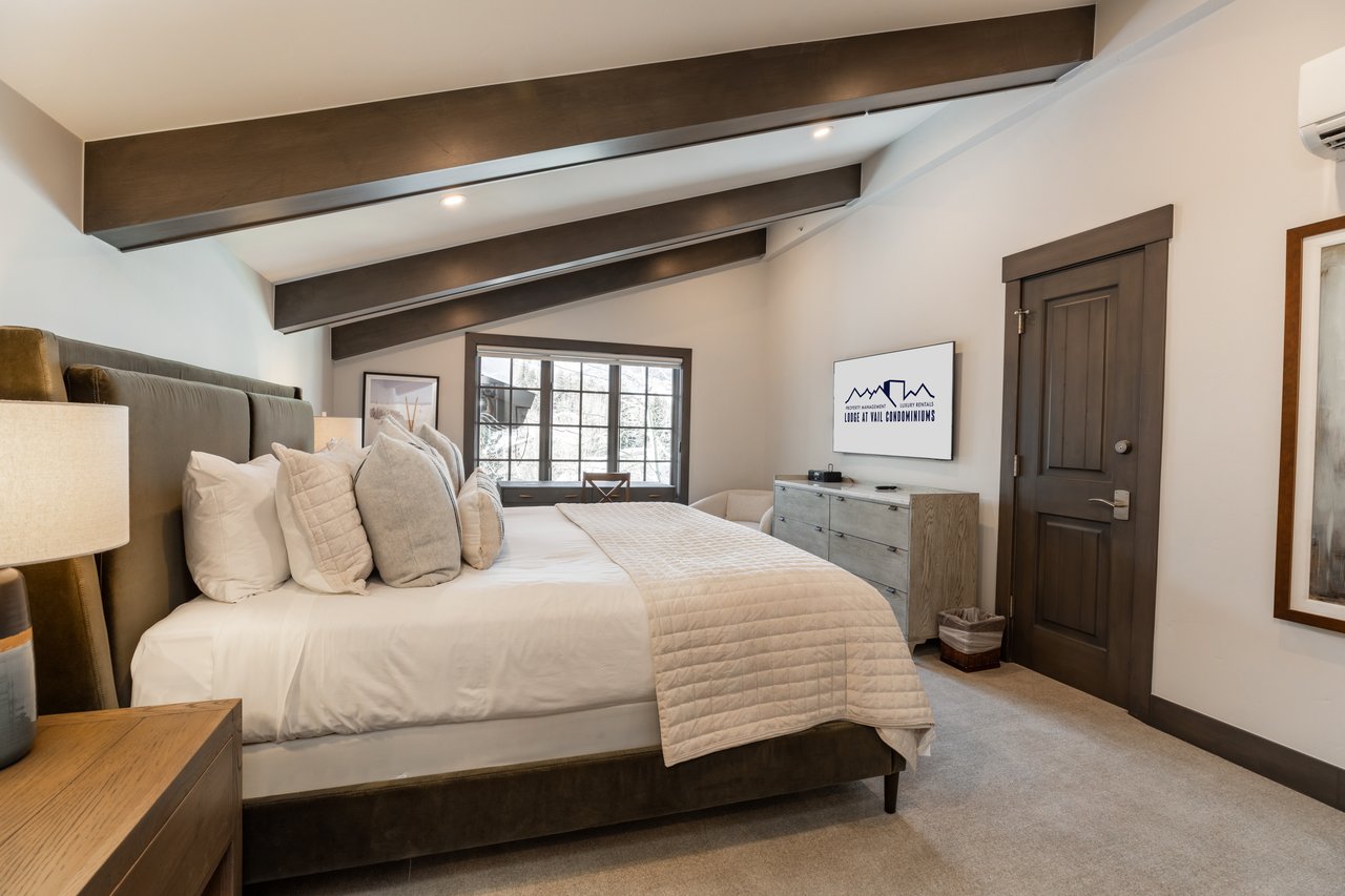 The Lodge at Vail Condominiums #406