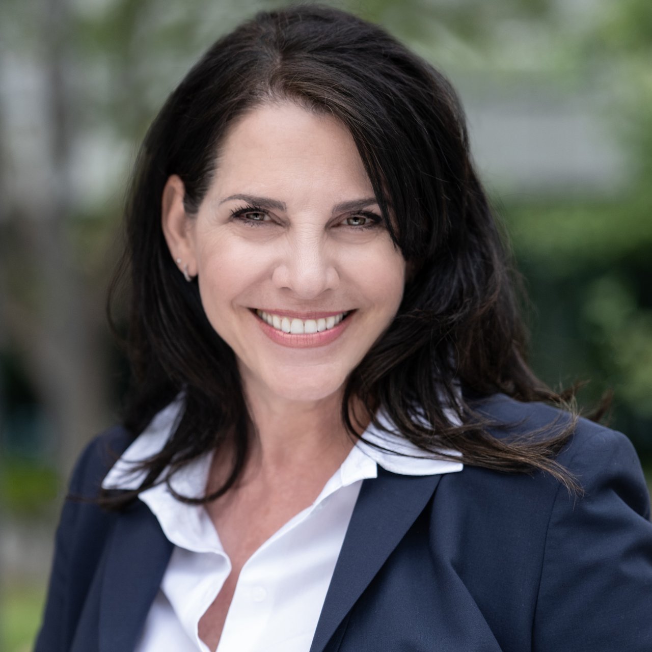 Jo Ann Luisi Pleasanton, CA Real Estate Agent Headshot