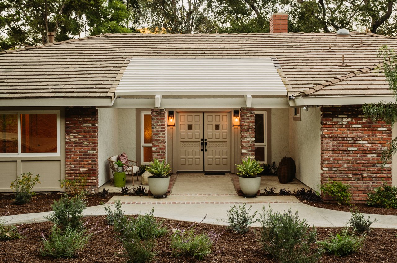 7817 E. Sandberg Lane