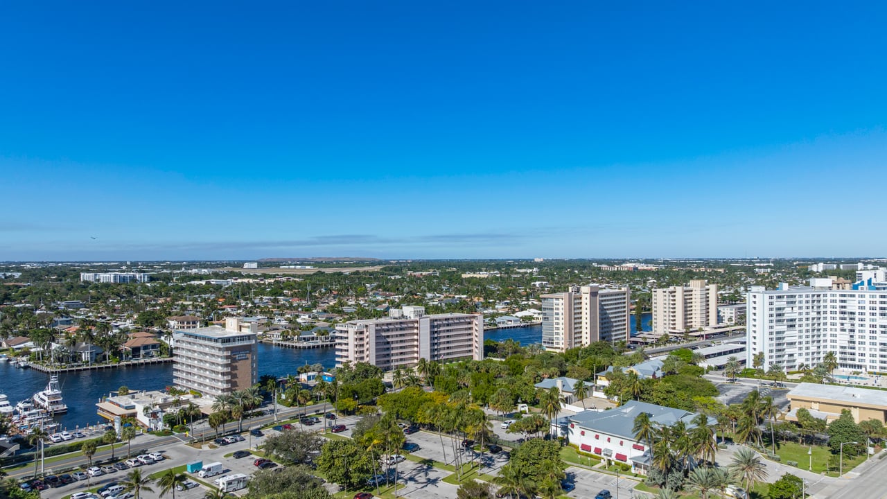 W Pompano Beach Hotel & Residences