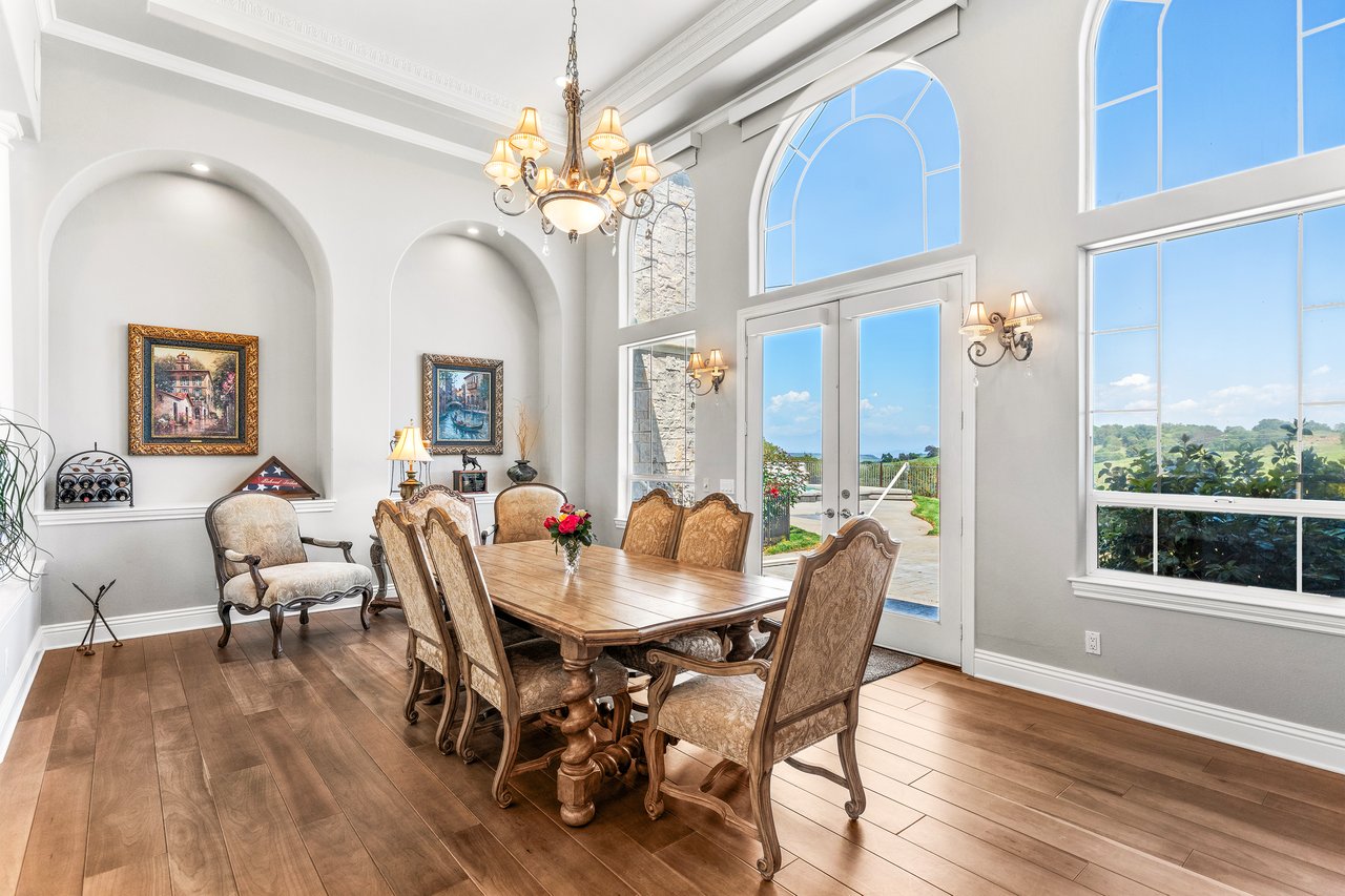 41653 Oak Trail Court