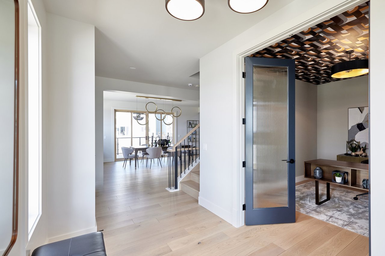 218 Aspen Summit Place SW